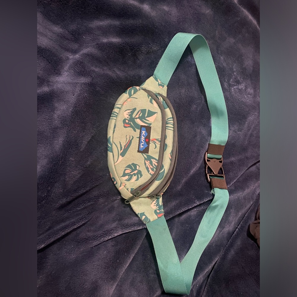 Kavu small hip bag
